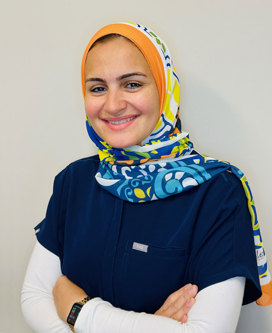 Dr. Sara Elhelw
